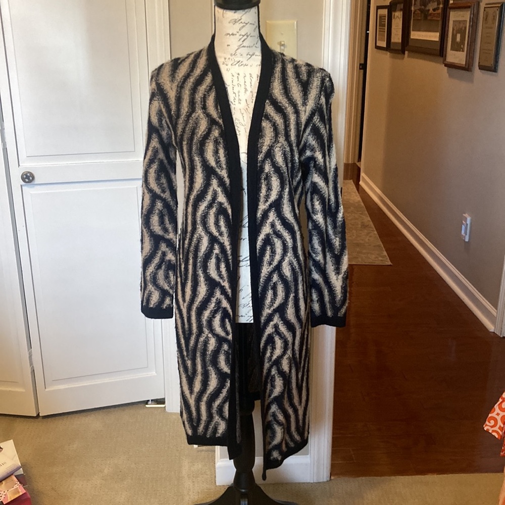 Chicos Long Sweater Cardigan Size 0